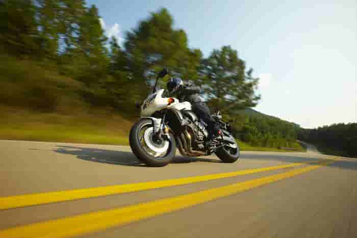 2012 Yamaha FZ1 