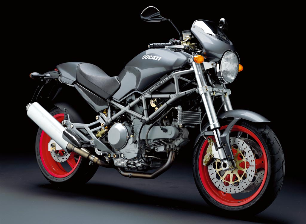 2005-Ducati-Monster-1000S.jpg