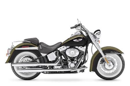 Harley-Davidson FLSTN Softail Deluxe Review,