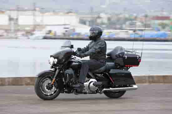 2010 Harley-Davidson CVO Ultra Classic Electric Glide Dark Side Limited Edition