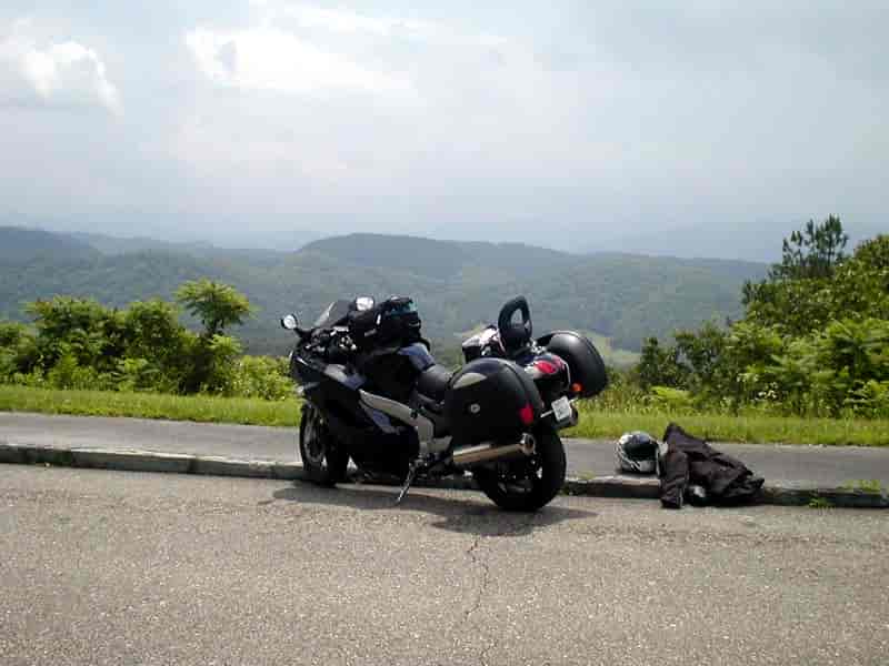 kawasaki zzr1200 delineation