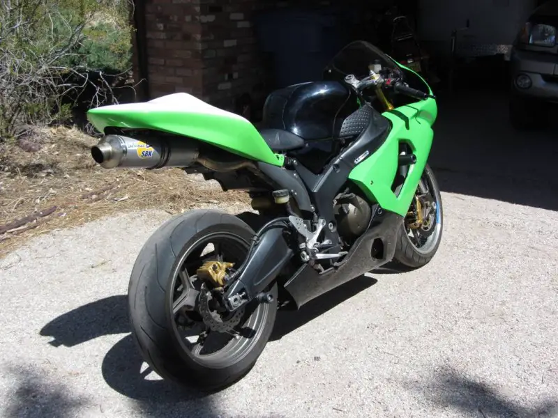 ZX6R_Rear.jpg