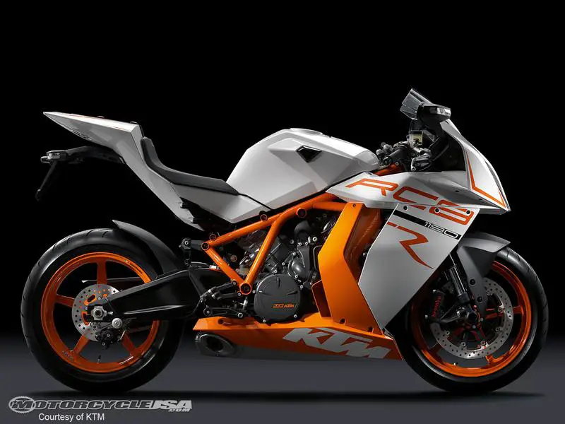 2011-KTM-RC8R-2.jpg