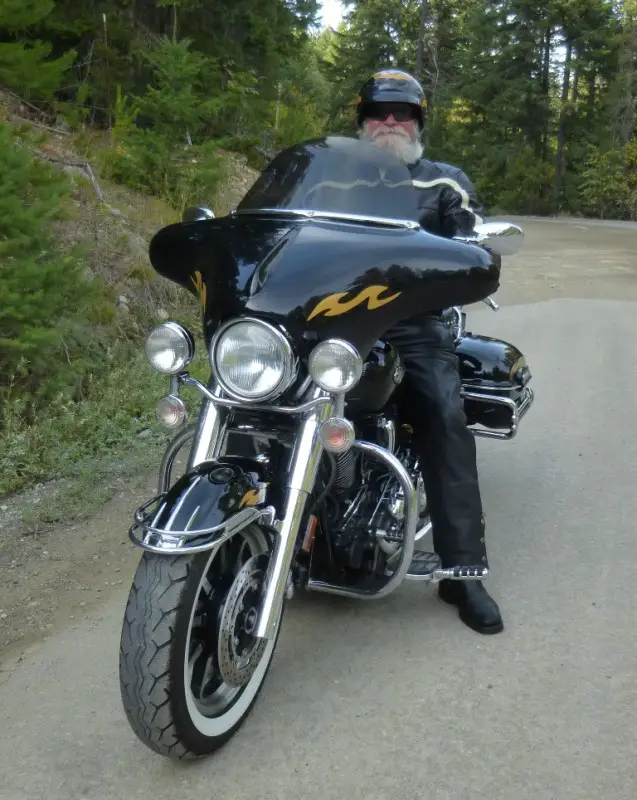 Riding pal 1.jpg