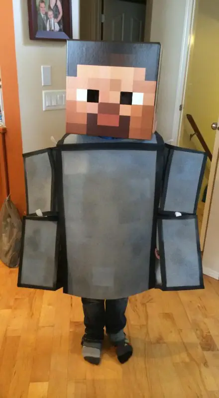 ~~~~~~~~~~~~~~~~~~a_steve.jpg