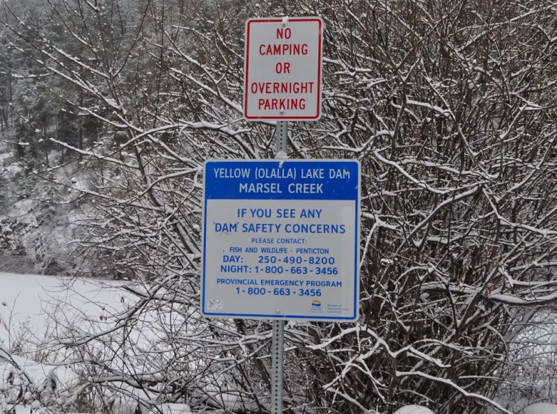 Dam safety sign.jpg