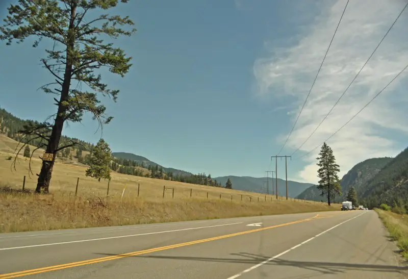 Along highway 3.jpg