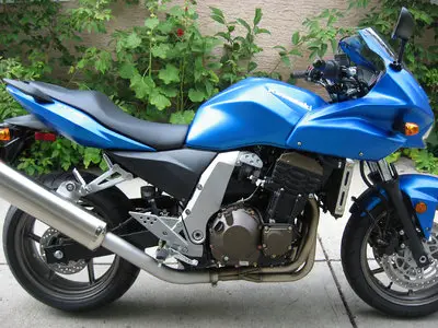 2006 Kawasaki Z750S - matte blue