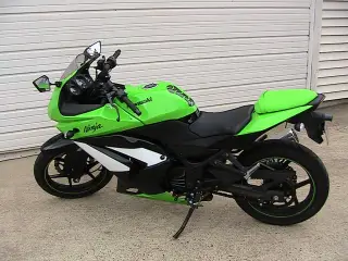 my-ninja-250r-pic1jn876jn89n.jpg