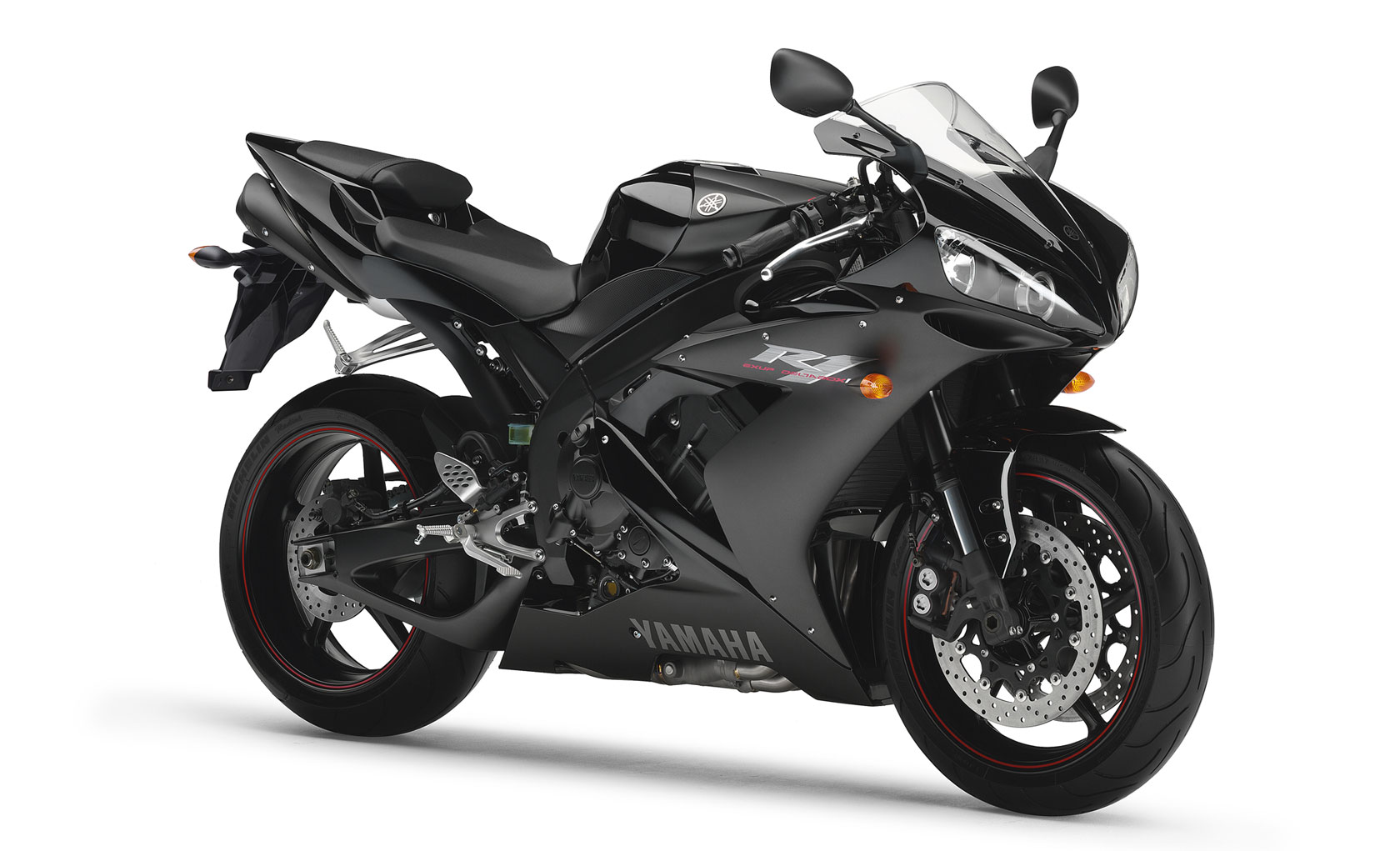 Page 5 - 2004 to 2006 - Reborn - Fouth generation R1/YZF-R1