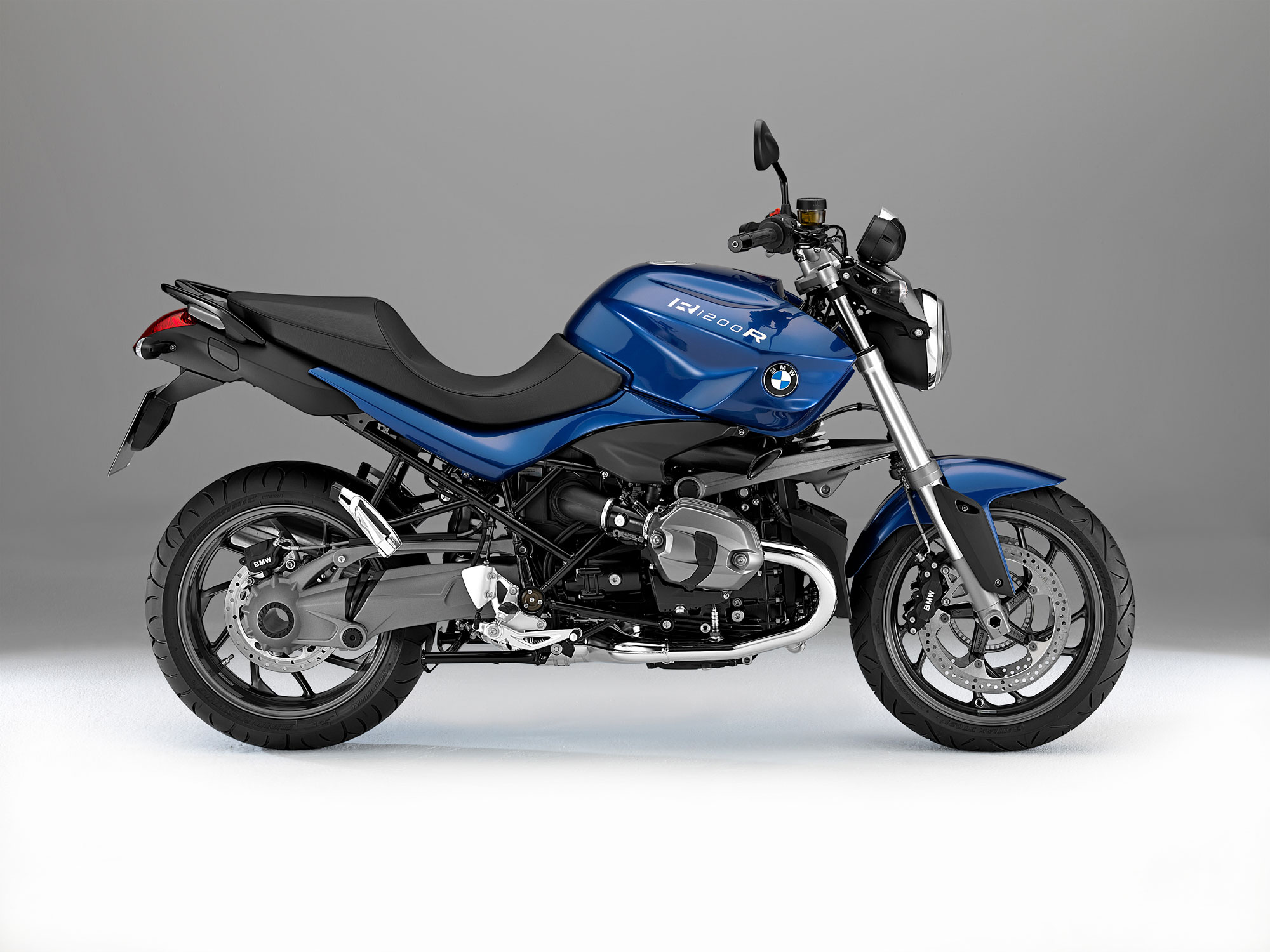 n get out BMW R1200R Review 2013 n get out BMW R1200R Review 2013