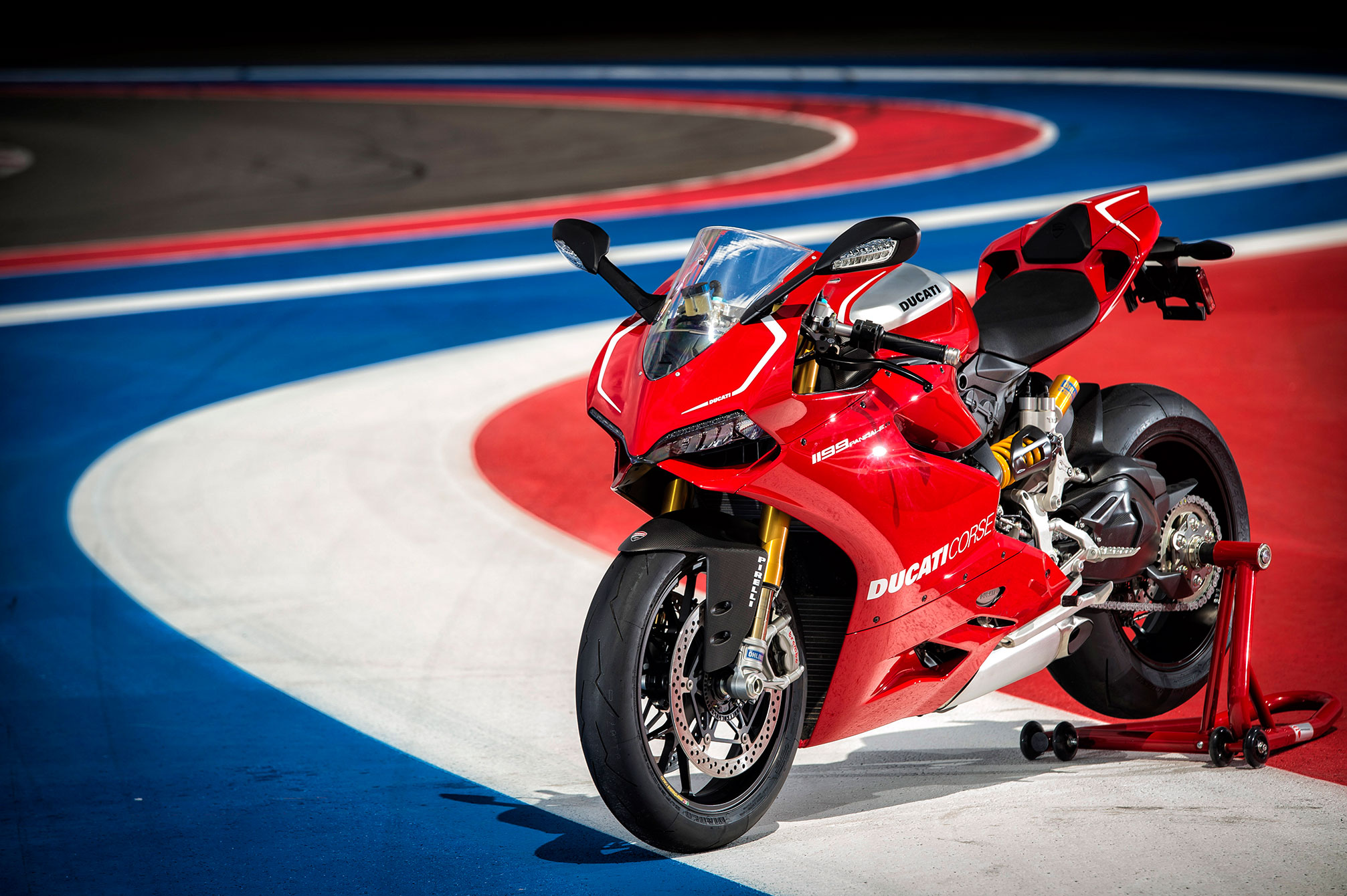 2013 Ducati Superbike 1199 Panigale R Review