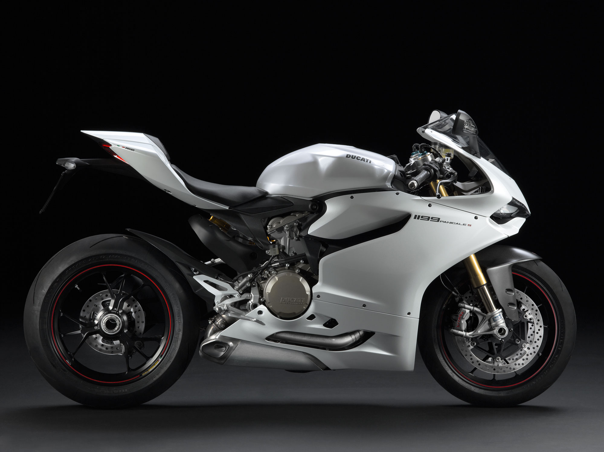 2013 Ducati Superbike 1199 Panigale S Review