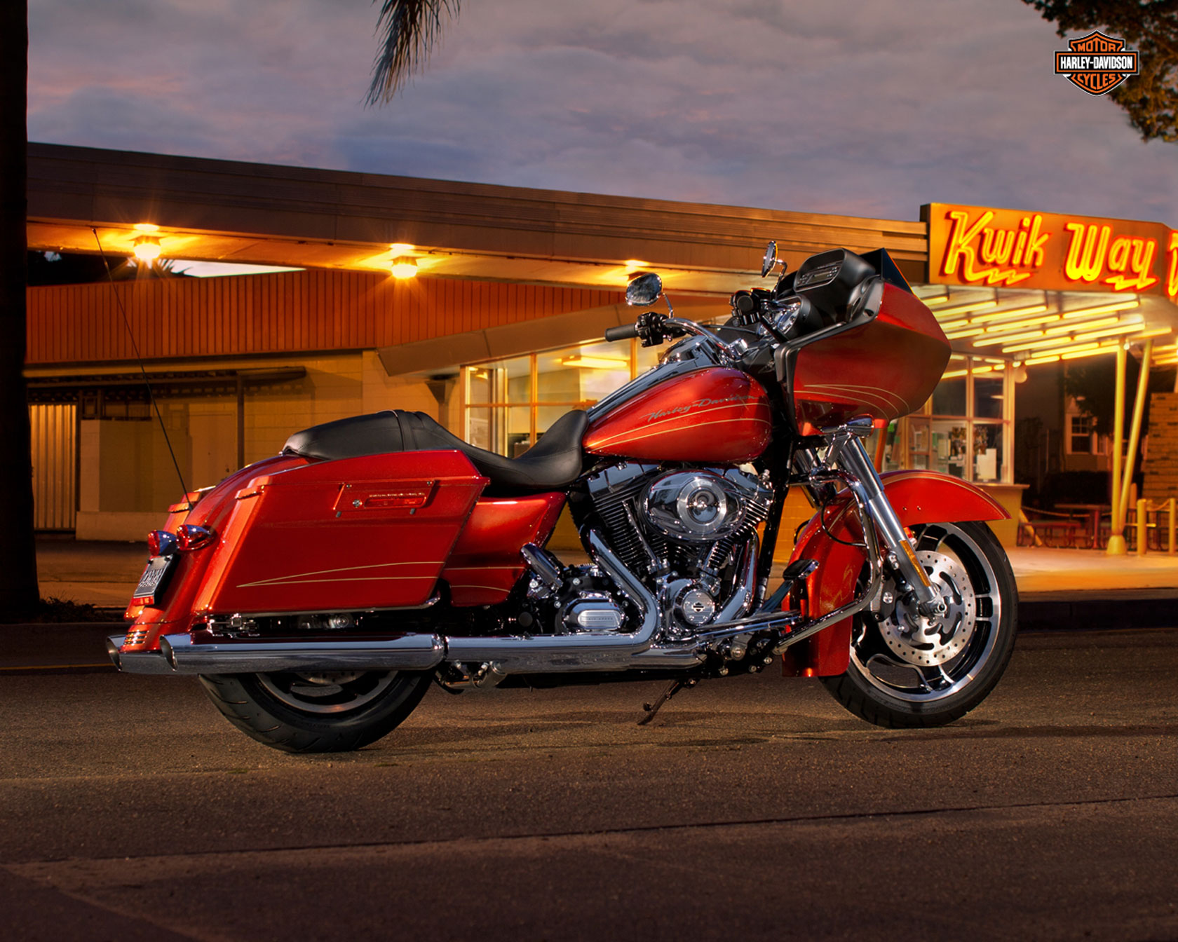 2013 Harley-Davidson FLTRX Road Glide Custom Review