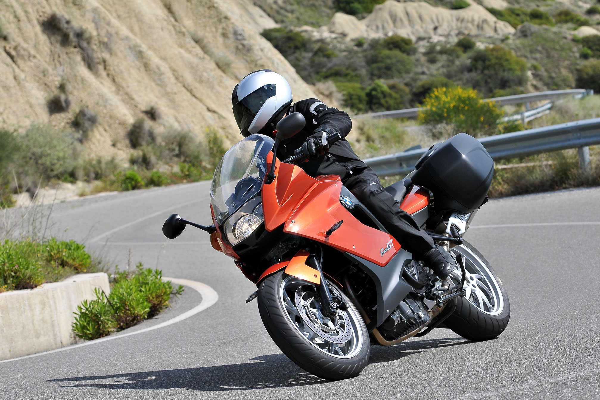2014 Bmw F800gt Review