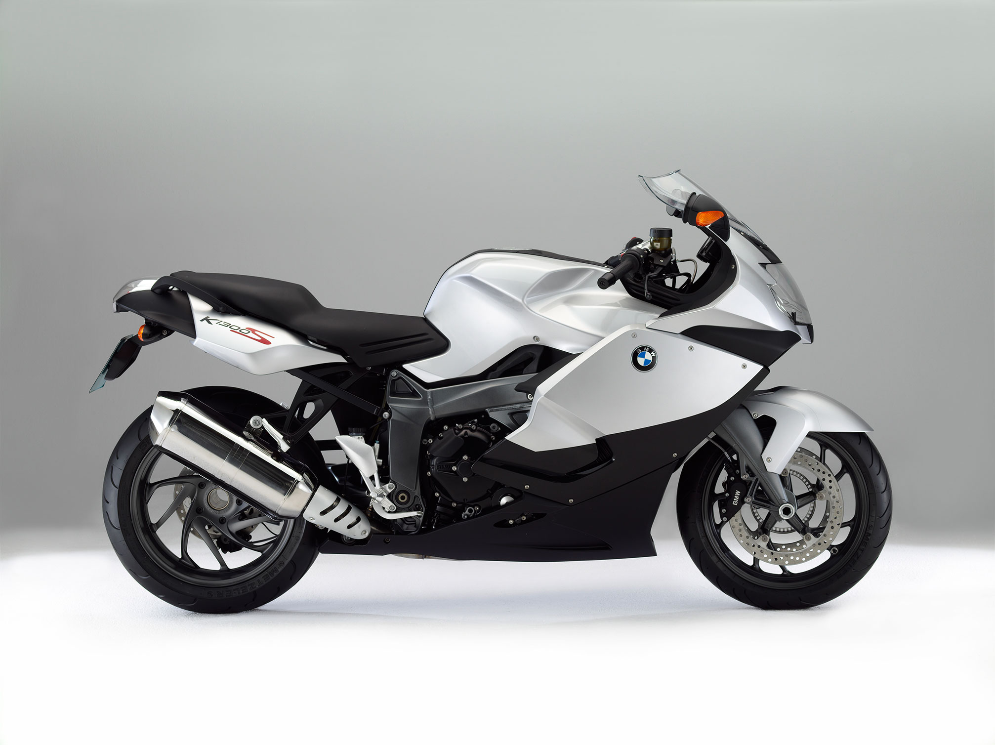 k1300s 2015