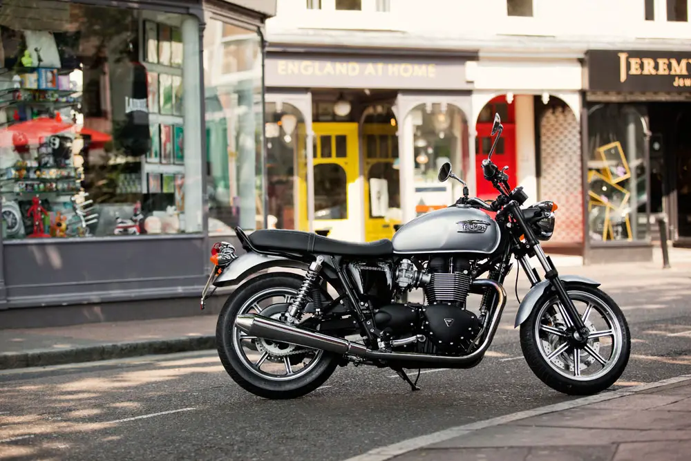 2014 Triumph Bonneville Review