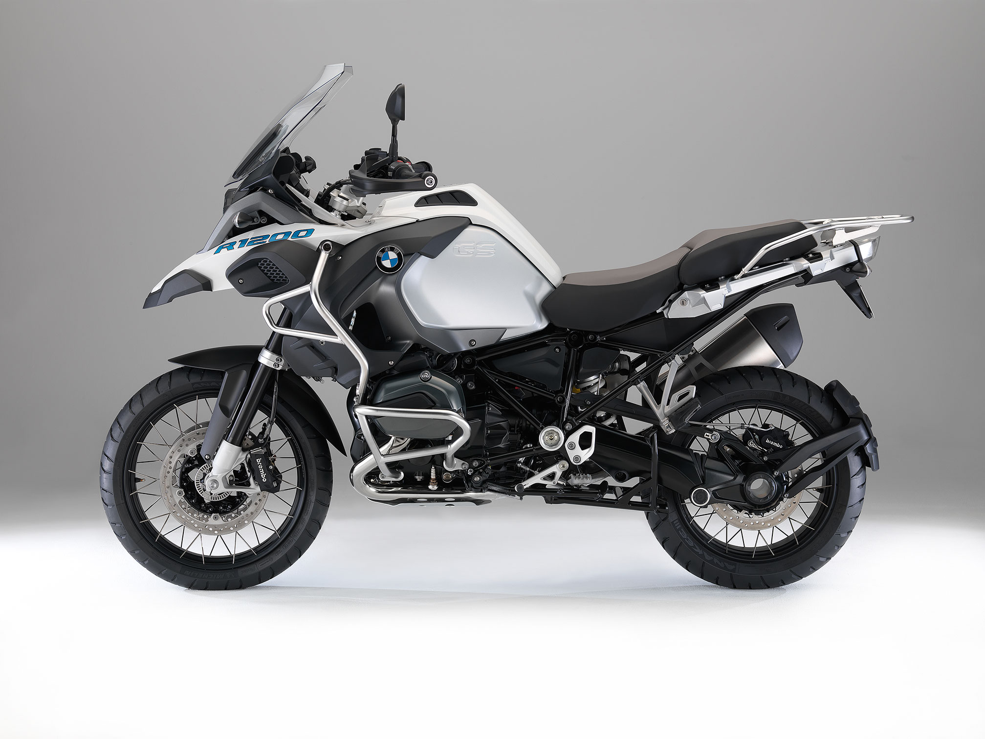 2015 BMW R1200GS Adventure Review