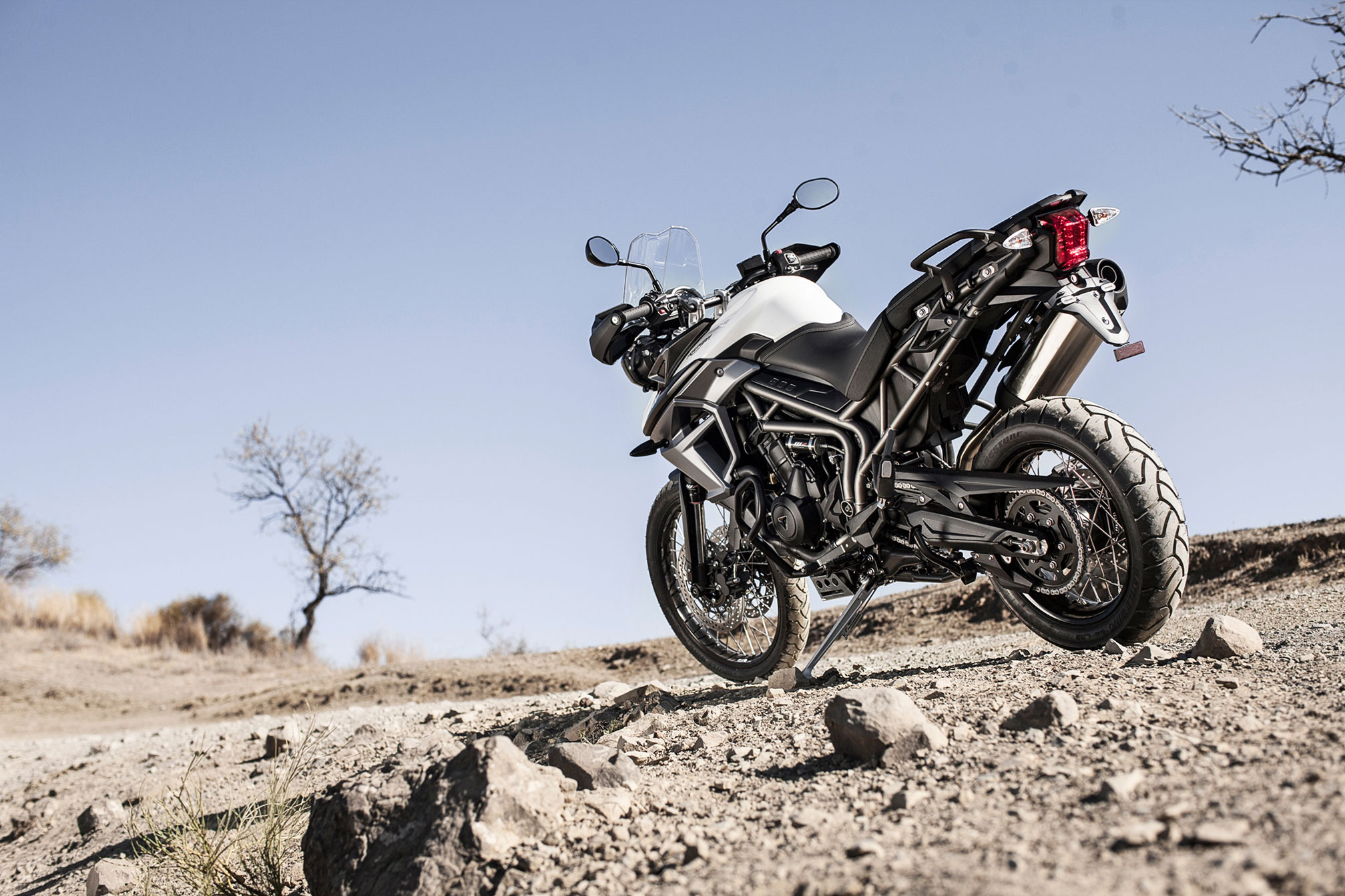 triumph tiger 800 xcx