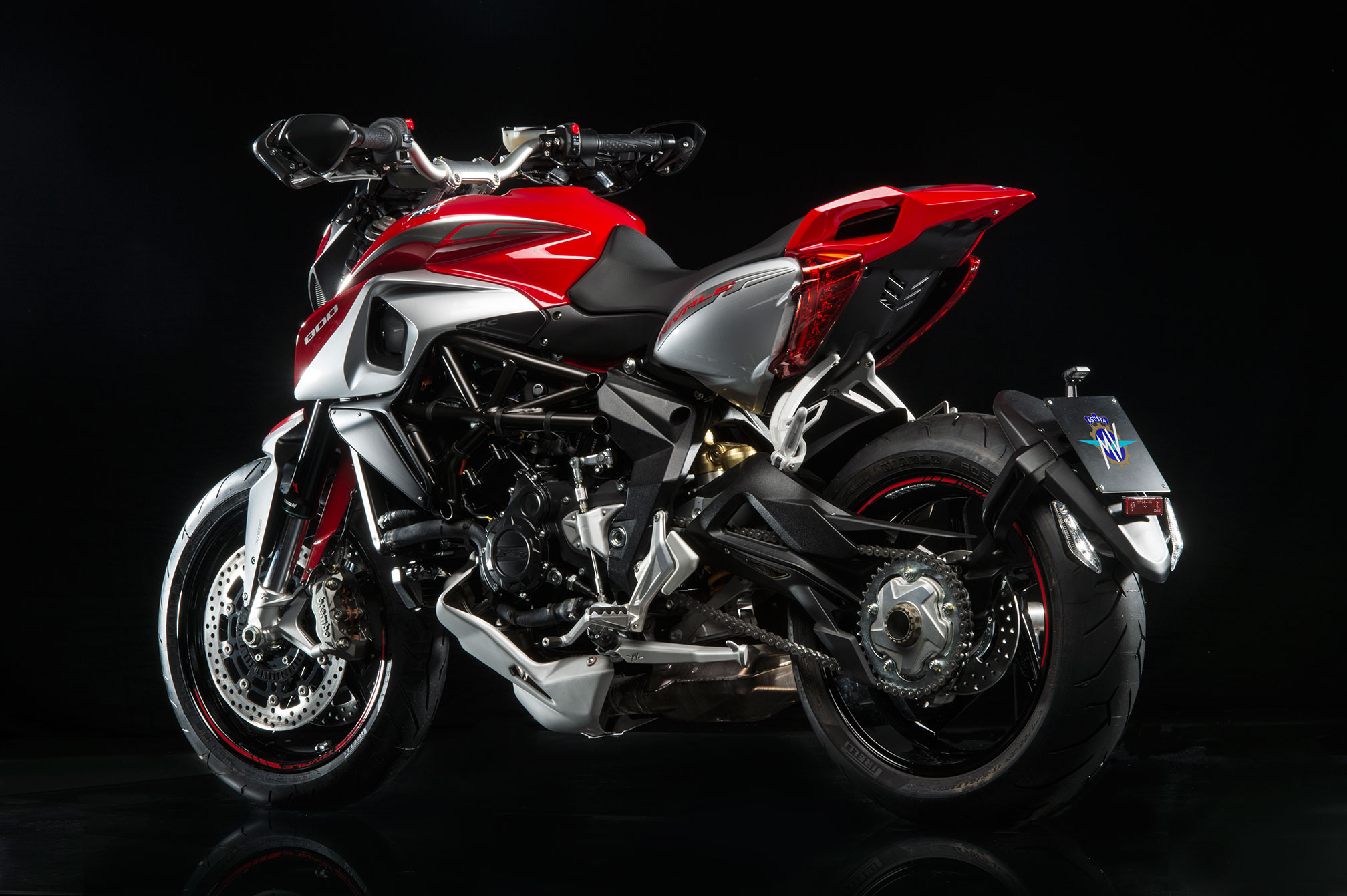 2016 MV Agusta Rivale 800 Review