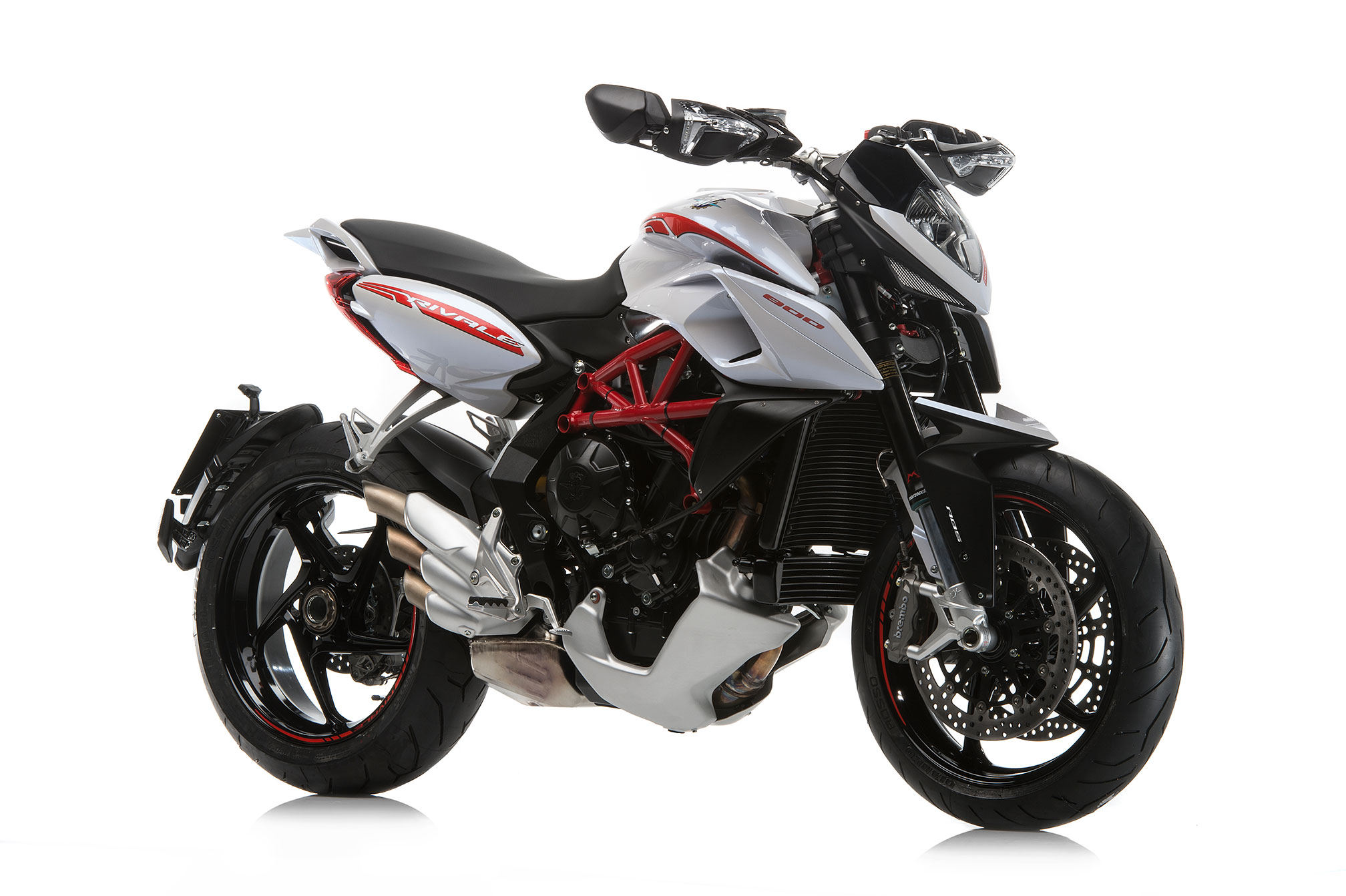 2016 MV Agusta Rivale 800 Review