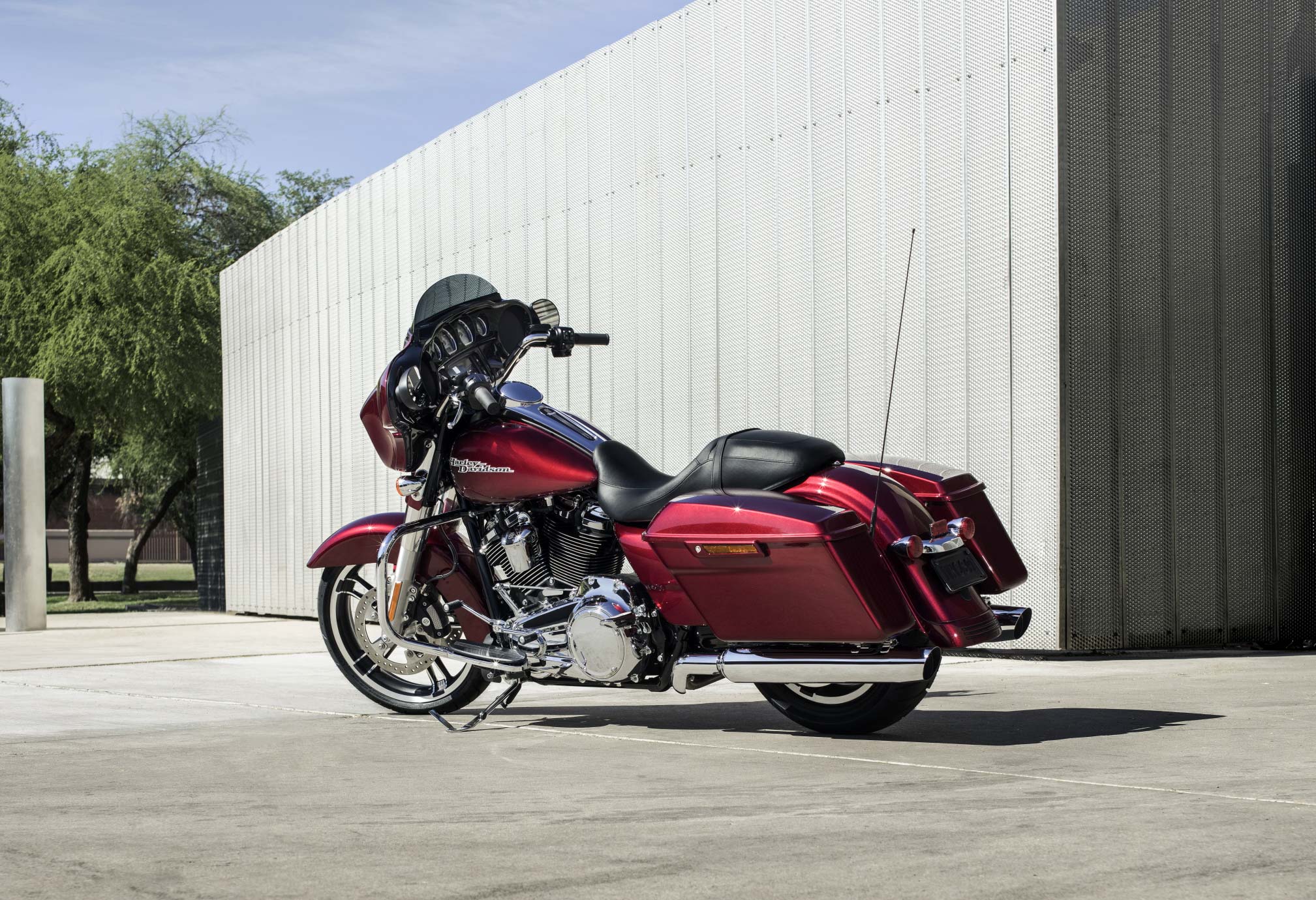 2018 Harley Davidson Road Glide >> 2017 Harley-Davidson Street Glide Review 2018 Harley Davidson Road Glide >> 2017 Harley-Davidson Street Glide Review