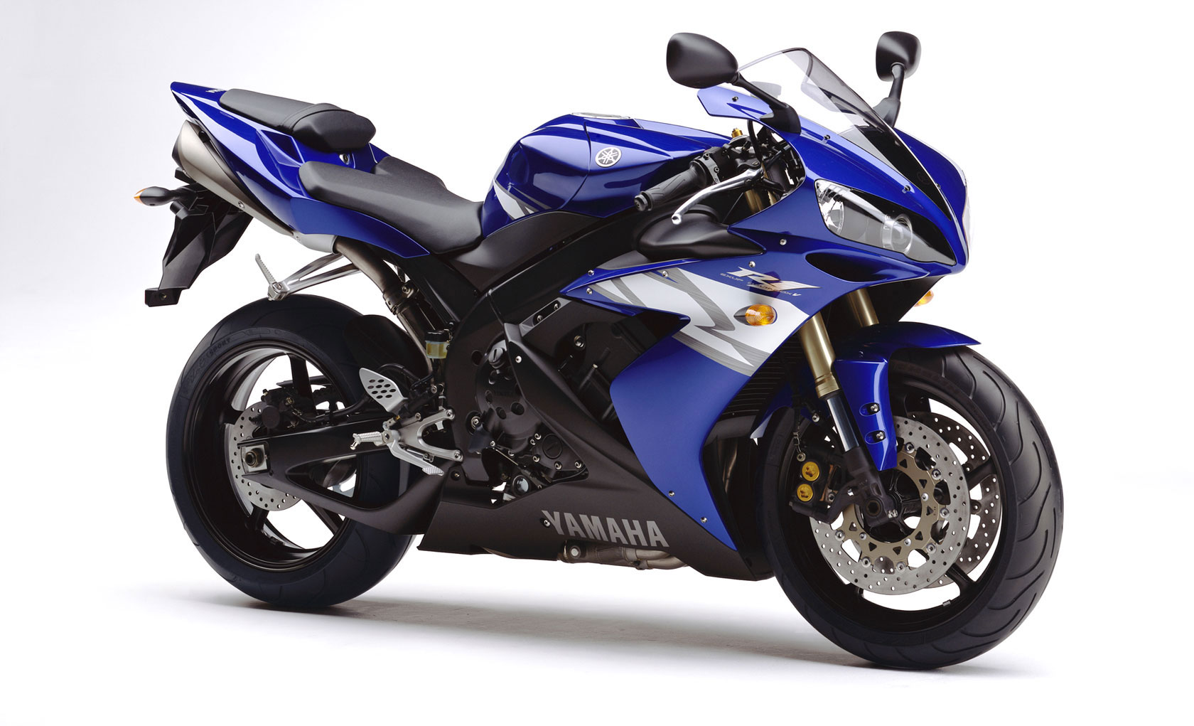 2004 Yamaha YZFR1 Review