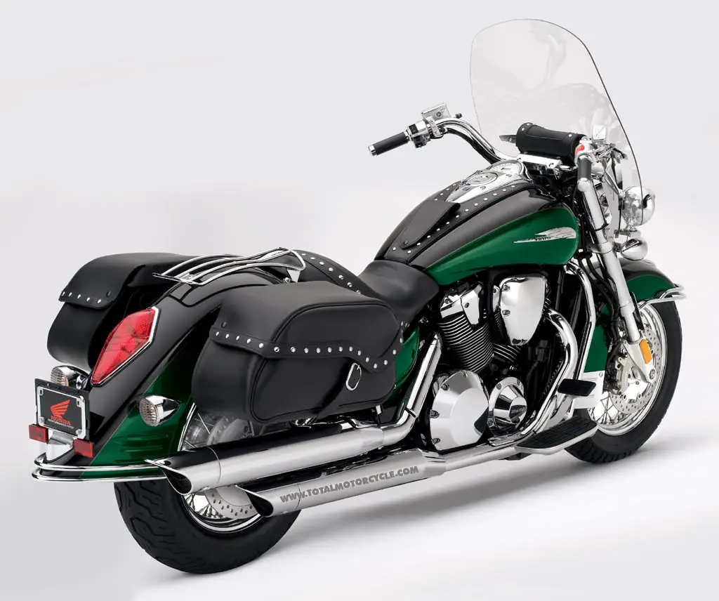 Total Motorcycle Website 2005 Honda VTX1800S Spec 2