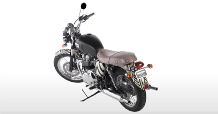 2006 Triumph Bonneville T100 Slogan-Paisley