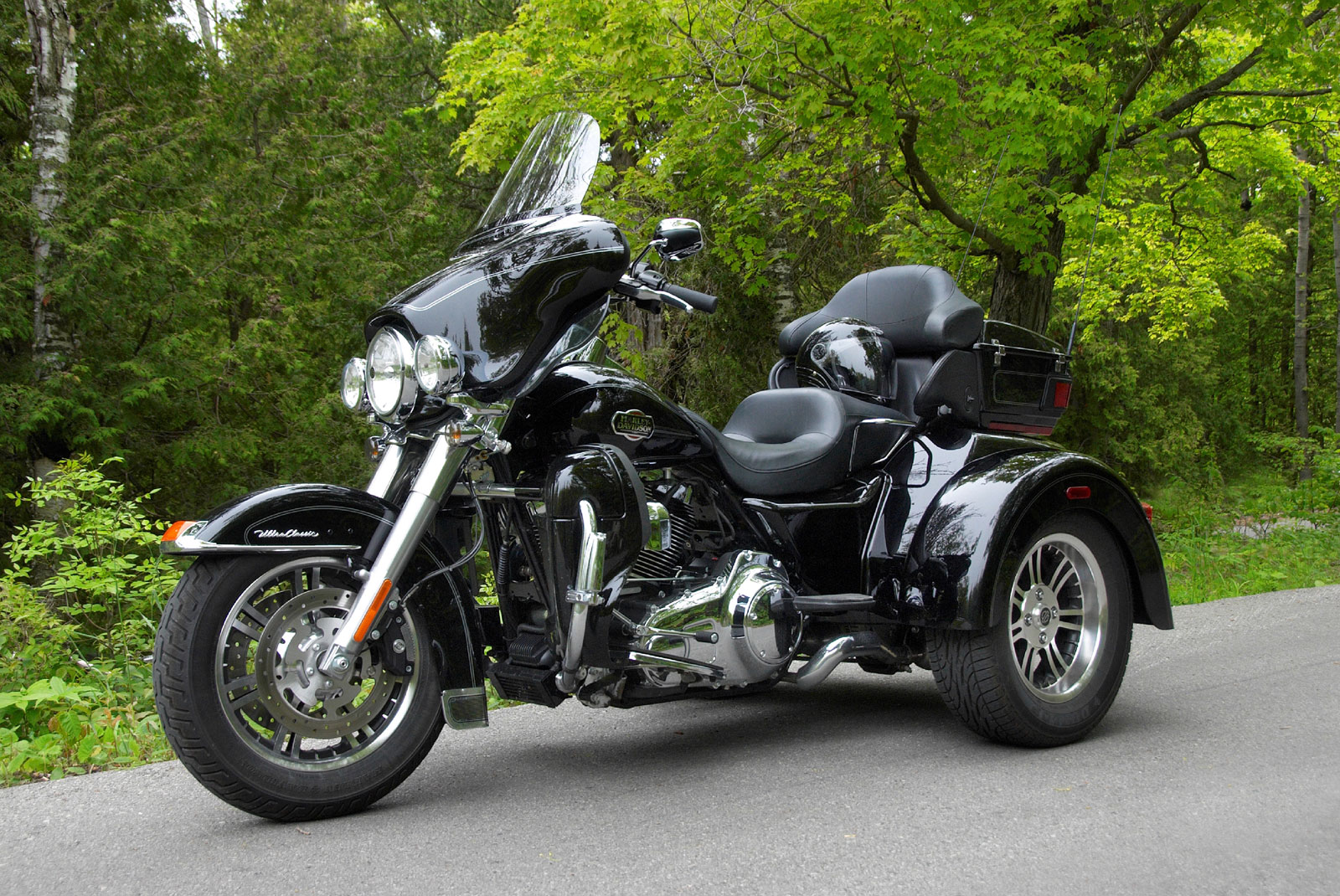 flhtcutg tri glide ultra