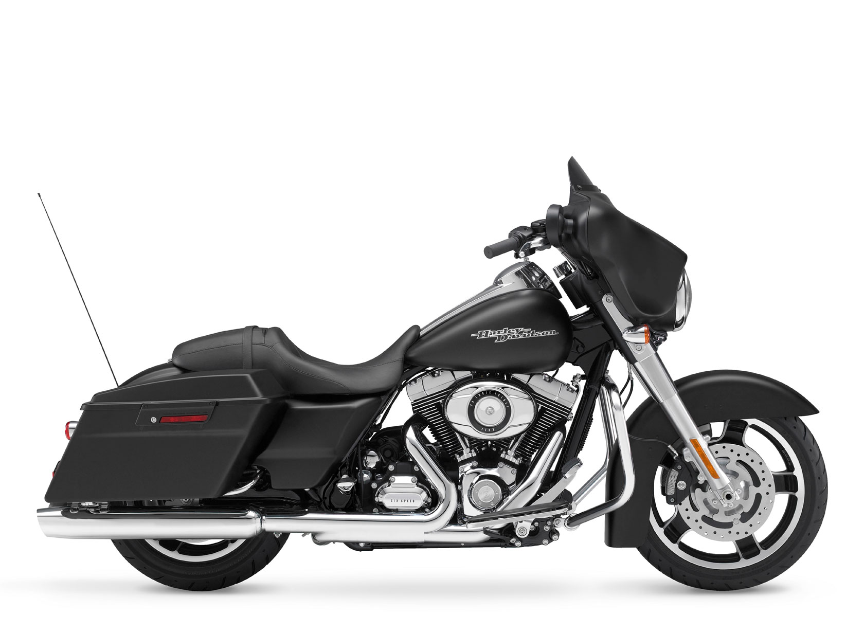 2011 street glide accessories