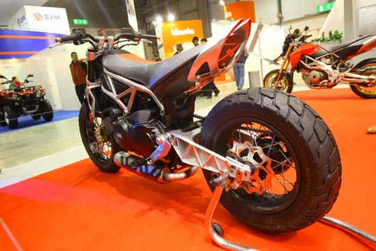 2007 Aprilia Mana X