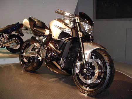 2000 Suzuki B King