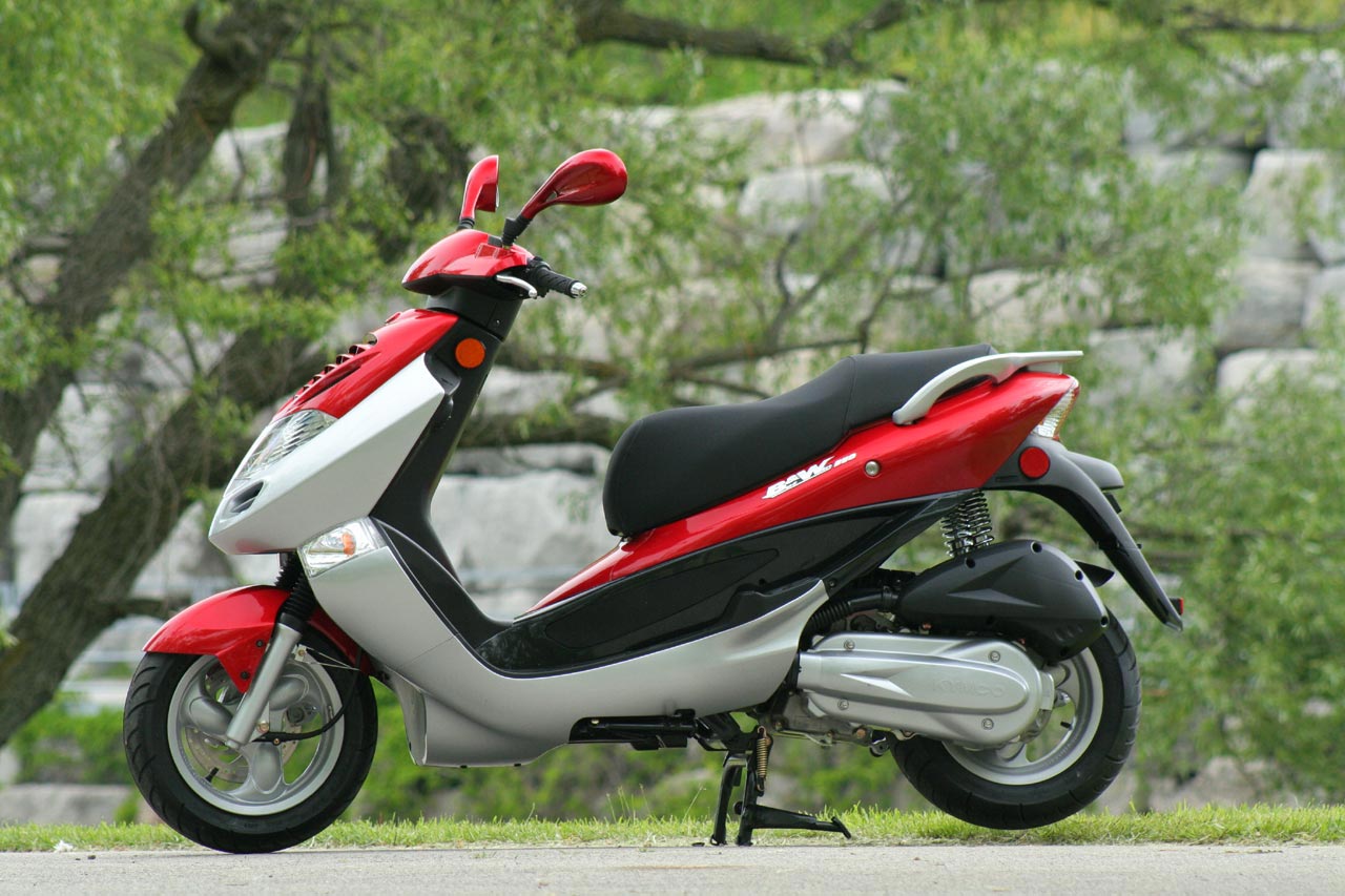  KYMCO  Bet and Win 250  Scooter  Review 2