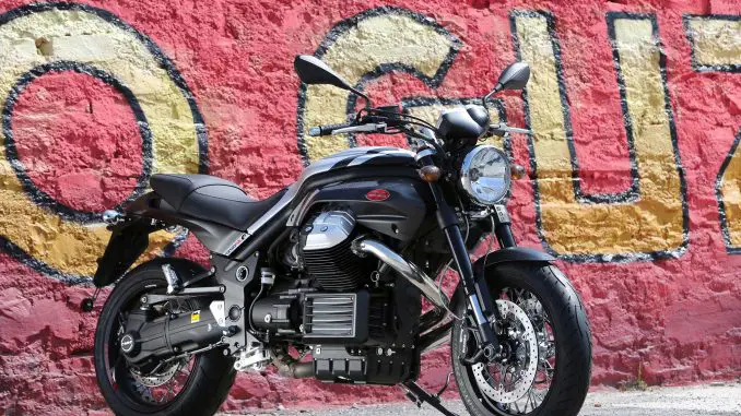 2015-moto-guzzi-griso-8v-se2
