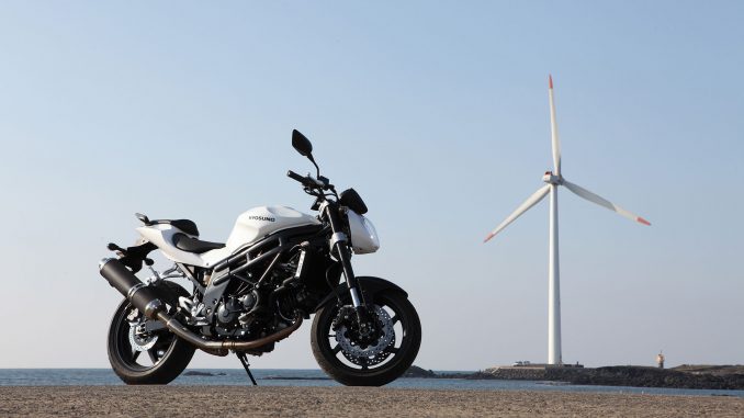 2016-hyosung-gt650a