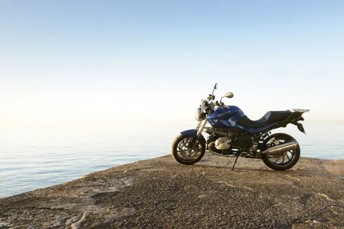 2013 BMW R1200R Review