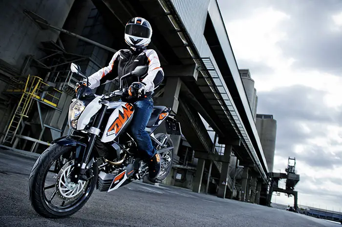 2014 KTM 125 Duke ABS Review