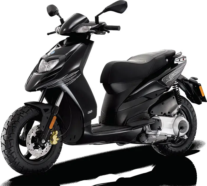 2016 Piaggio Typhoon 125 Review