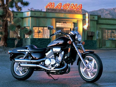 2002 Honda VF750C Magna