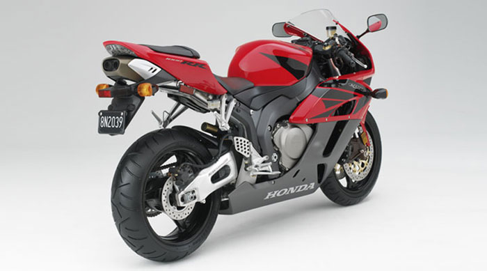 2004 Honda CBR1000RR 