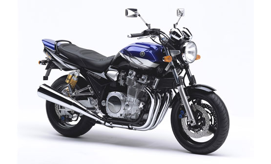 2004 Yamaha XJR1300