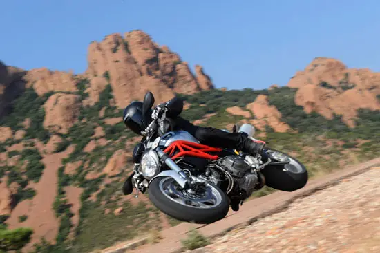 2009 Ducati Monster 1100 
