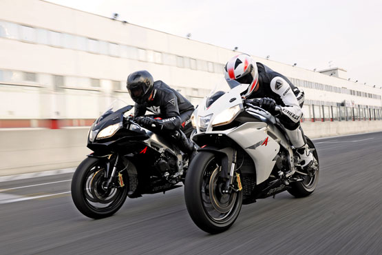 2011 Aprilia RSV4 R 