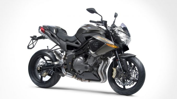 2011-Benelli-CenturyRacer1130a