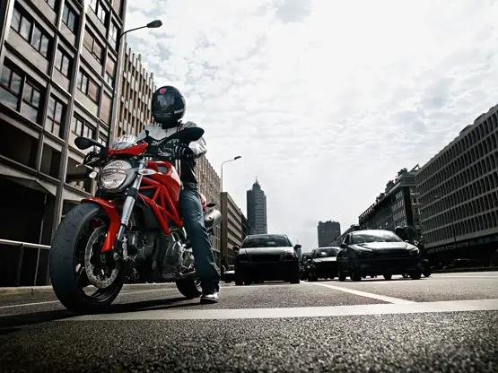 2011 Ducati Monster 696 