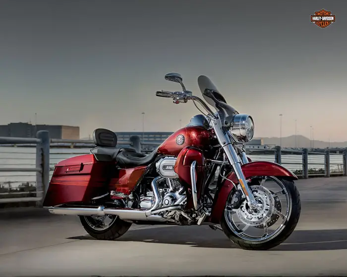 2013 Harley-Davidson FLHRSE5 CVO Road King 110th Anniversary 
