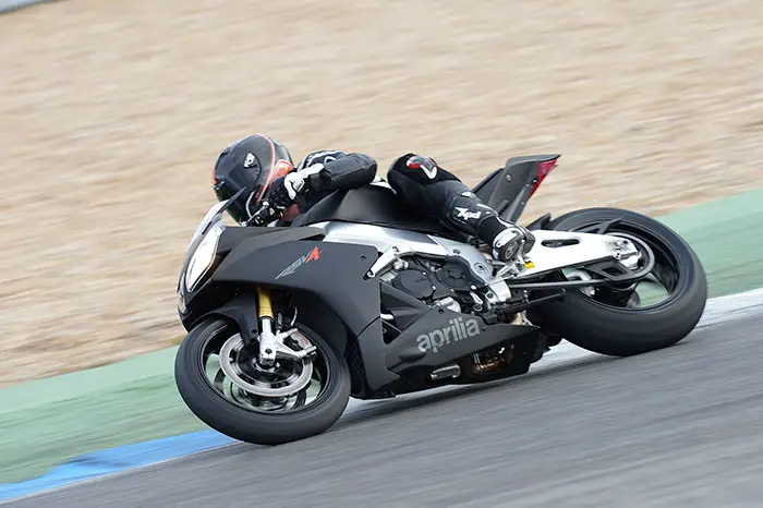 2014 Aprilia RSV4 R APRC 