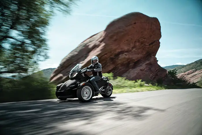2014 Can-Am Spyder ST 