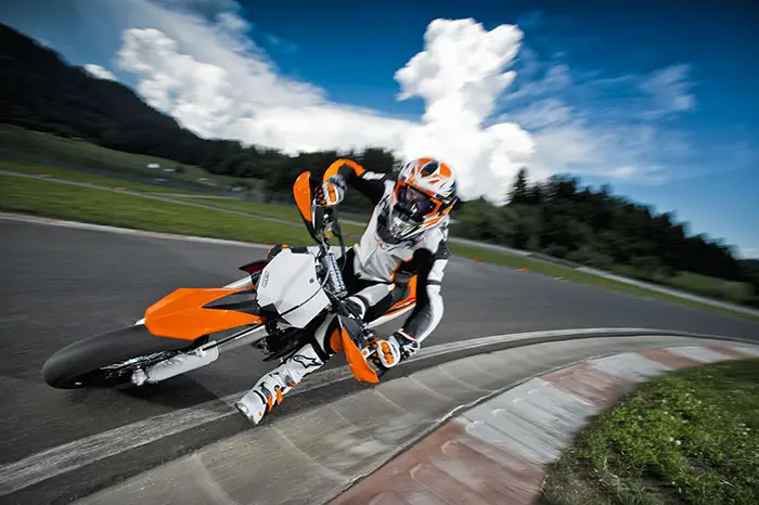 2014 KTM 690 SMC R 